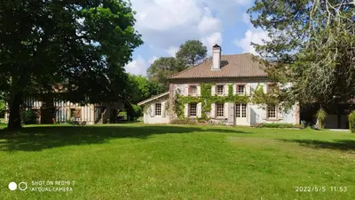 Jardin de l'établissement Maison de maître