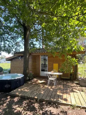 Jardin de l'établissement Gîte en Pays Basque Les Chênes Avec jacuzzi