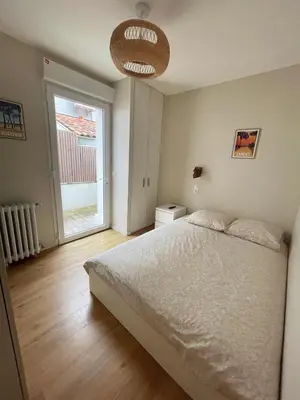 Un ou plusieurs lits dans un hébergement de l'établissement Villa Cinta, des vacances en bord d'océan