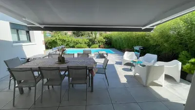 Piscine de l'établissement VILLA ALAÏA neuve avec piscine, pétanque proche plage et golf ou située à proximité