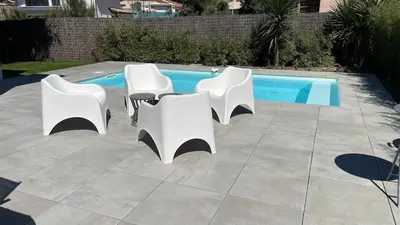Piscine de l'établissement VILLA ALAÏA neuve avec piscine, pétanque proche plage et golf ou située à proximité