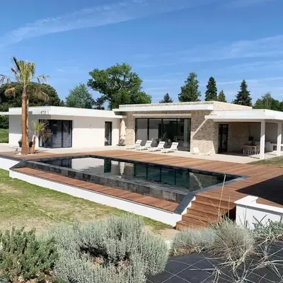 Luxurious Architect-Designed Villa with Pool