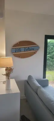 Coin salon dans l'établissement Villa Voltaire