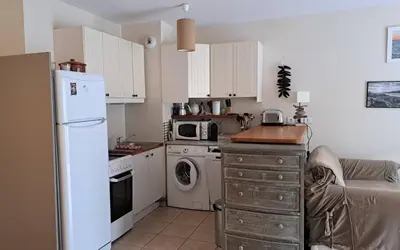 Cuisine ou kitchenette dans l'établissement Clos Diris B107