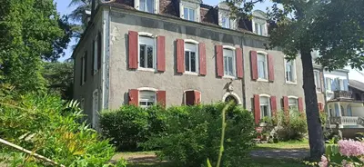 Jardin de l'établissement Le Trianon de Salies
