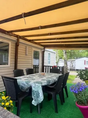 Jardin de l'établissement Mobilhome Sauvage