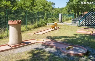 Jardin de l'établissement Mobilhome Sauvage