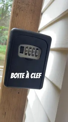 Certificat, récompense, panneau ou autre document affiché dans l'établissement Mobile home location a la semaine