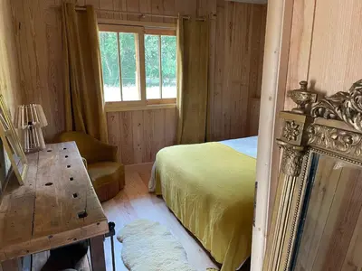 Un ou plusieurs lits dans un hébergement de l'établissement Belle maison contemporaine en bois des Landes - Proche Contis Plage - Océan