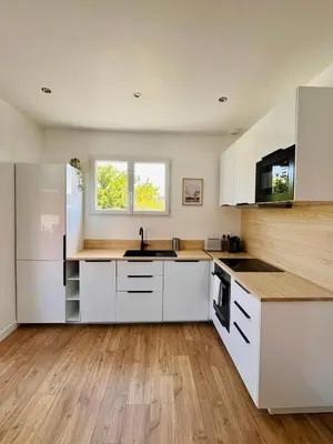 Cuisine ou kitchenette dans l'établissement Cap sur l'EDEN