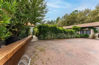 Jardin de l'établissement Lac et Nature