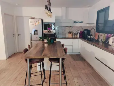 Cuisine ou kitchenette dans l'établissement Villa Cocooning Bassin d'Arcachon