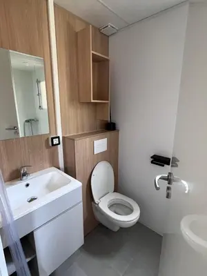 Salle de bains dans l'établissement Mobil Home Premium Camping Mayotte 5 CLIM TV LV R096