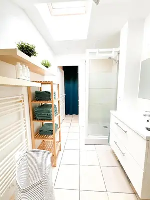 Salle de bains dans l'établissement Capbreton à pied tout simple
