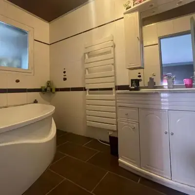 Maison familiale avec piscine