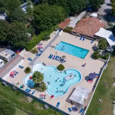 Les bruyères 58 - Mobil home dans camping familial piscine chauffée - wifi