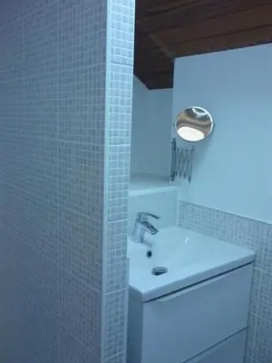 Salle de bains dans l'établissement Studio - La Landaise