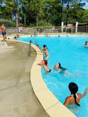 Piscine de l'établissement La Maison de Moliets &Maa plage et Golf ou située à proximité
