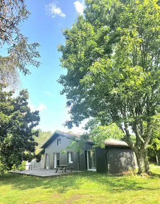 Jardin de l'établissement Maison confortable 6 pers Lac Sanguinet
