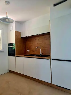 Cuisine ou kitchenette dans l'établissement Maison confortable 6 pers Lac Sanguinet