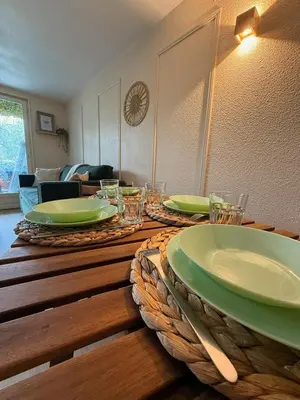 Plan de l'établissement T2 élégant plus piscine