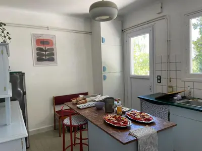 Cuisine ou kitchenette dans l'établissement Maison entre Landes et Pays basque, Plage à 3km