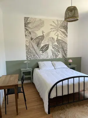 Un ou plusieurs lits dans un hébergement de l'établissement Maison entre Landes et Pays basque, Plage à 3km