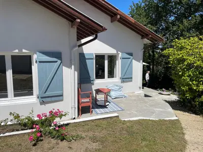 Jardin de l'établissement Maison entre Landes et Pays basque, Plage à 3km