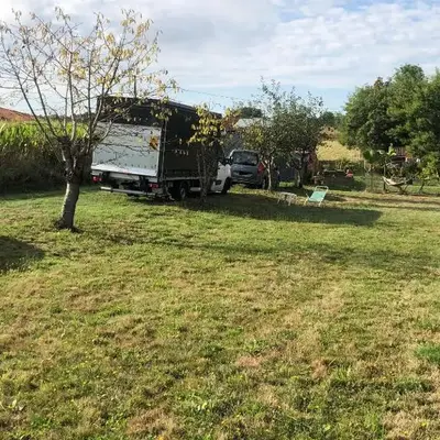 PARKING pour petit transporteur de passage