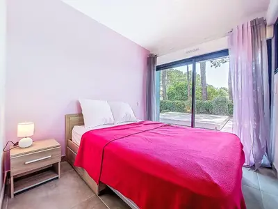 Un ou plusieurs lits dans un hébergement de l'établissement Villa Villa les Verdiers by Interhome