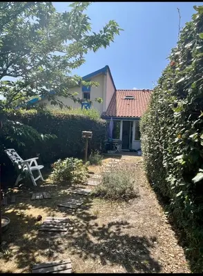 Jardin de l'établissement Petite maison dans les Landes