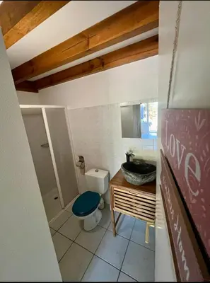 Coin salon dans l'établissement Petite maison dans les Landes