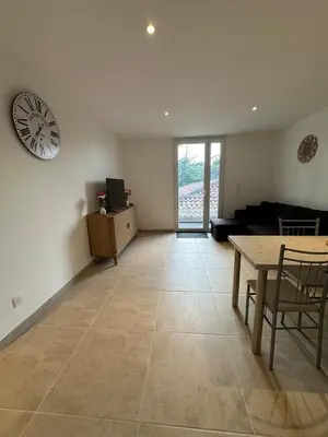 Coin salon dans l'établissement Logement entier Appartement