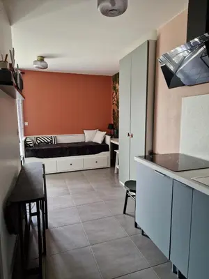 Cuisine ou kitchenette dans l'établissement Studio du Lac