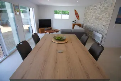 Télévision ou salle de divertissement dans l'établissement Villa Coquillage