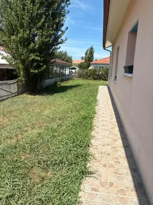 Jardin de l'établissement Maison partager