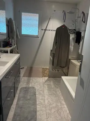 Salle de bains dans l'établissement Maison de l amour