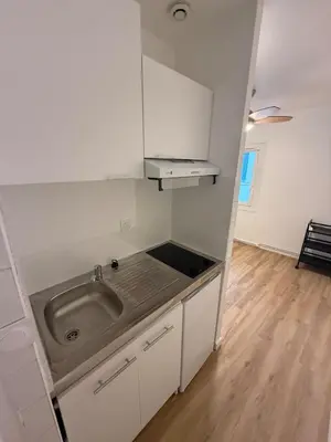 Plan de l'établissement Studio rénové au calme - 231