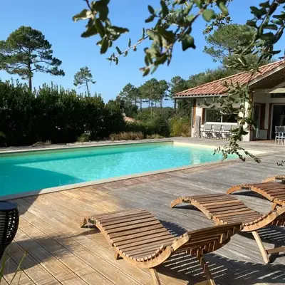 Les Chênes Lièges grande villa avec piscine