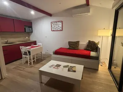 Cuisine ou kitchenette dans l'établissement DACSE-VILLAGE - Gite 04