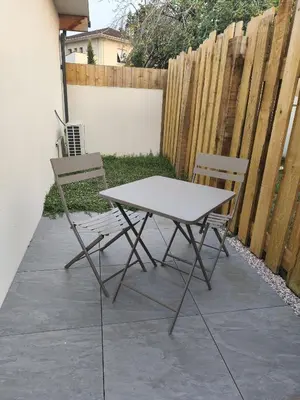 Terrasse ou espace extérieur de l'établissement DACSE-VILLAGE - Gite 04