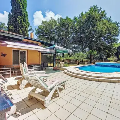 Holiday Home Maison du Chêne Pointu by Interhome
