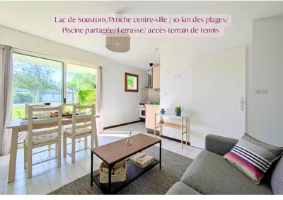 Coin salon dans l'établissement T2 near lake,pool,terrace
