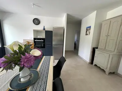 Cuisine ou kitchenette dans l'établissement les resiniers