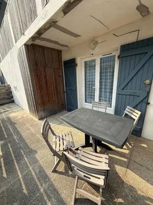 Balcon ou terrasse dans l'établissement Charmant T3 bord de plage