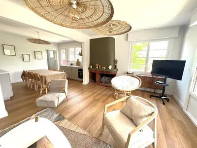 Télévision ou salle de divertissement dans l'établissement Maison Basco-Landaise proche port, 8 couchages, moderne et rénovée - FR-1-474-283