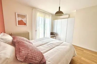 Un ou plusieurs lits dans un hébergement de l'établissement Villa luxueuse avec piscine