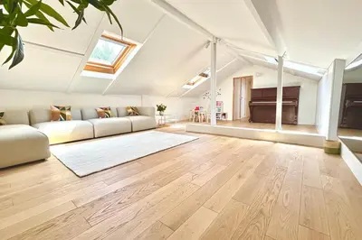 Coin salon dans l'établissement Villa luxueuse avec piscine