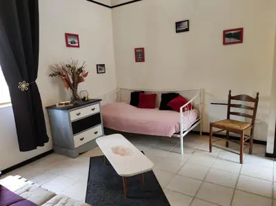 Coin salon dans l'établissement Grand Hourcqs