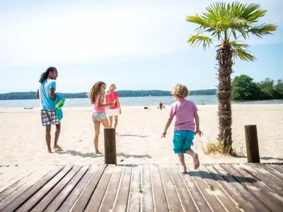 Clients de l'établissement Mobil-home haut standing - Séjour idéal entre Lac & Océan !